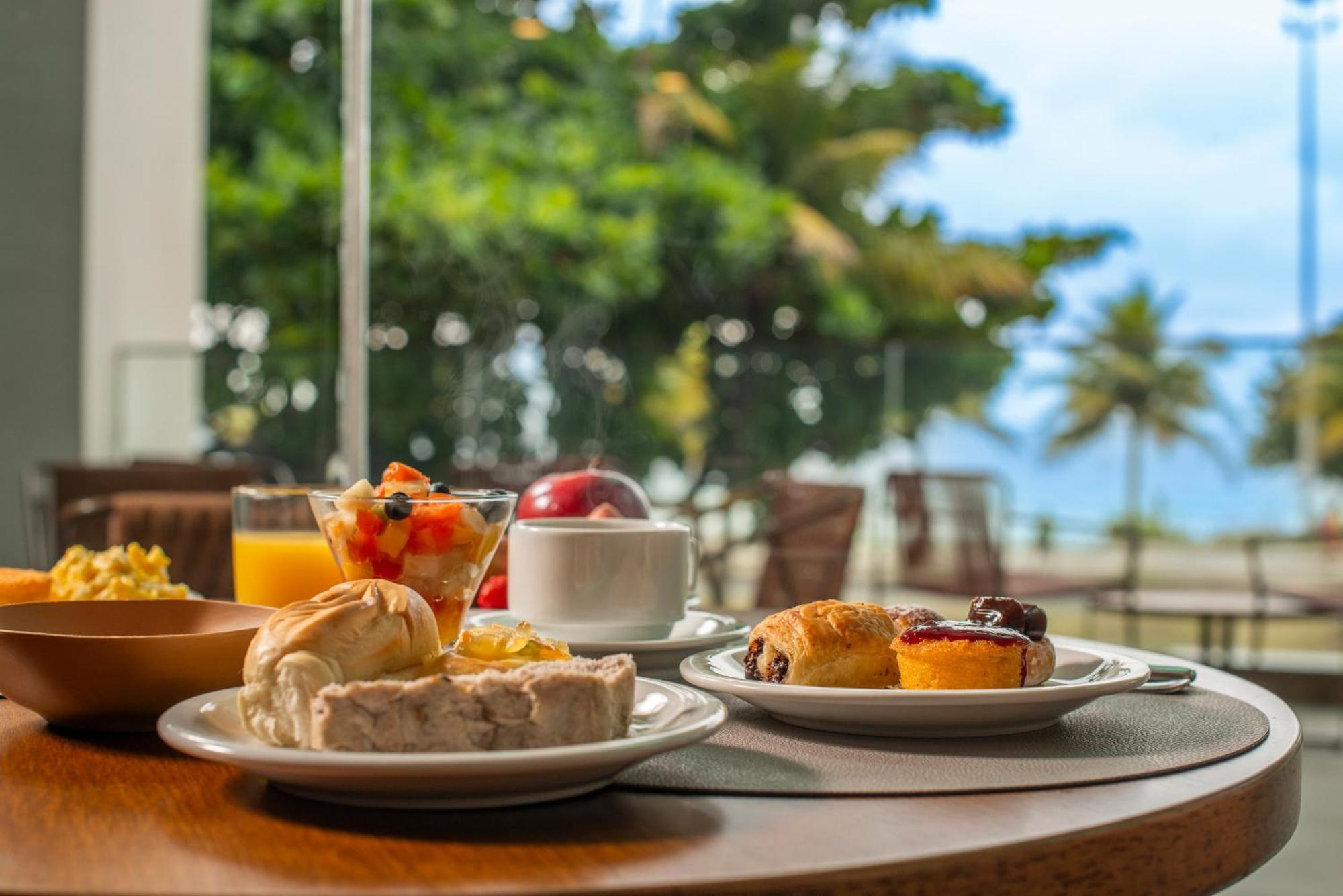 Lifestyle Laghetto Collection Hotel Rio de Janeiro Exterior photo Breakfast at the hotel