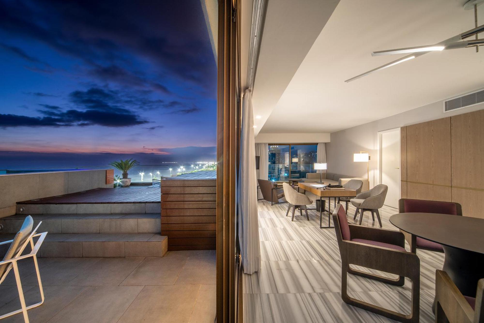 Lifestyle Laghetto Collection Hotel Rio de Janeiro Exterior photo Suite at the Hilton Athens